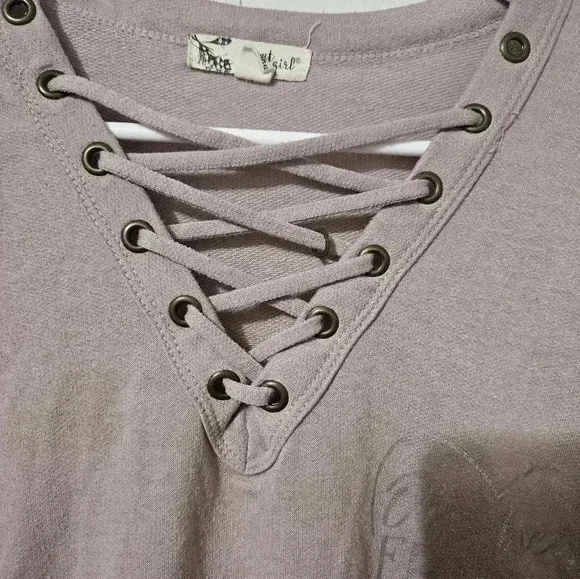 Womens cross front long sleeve tee! - Picture 2 of 4